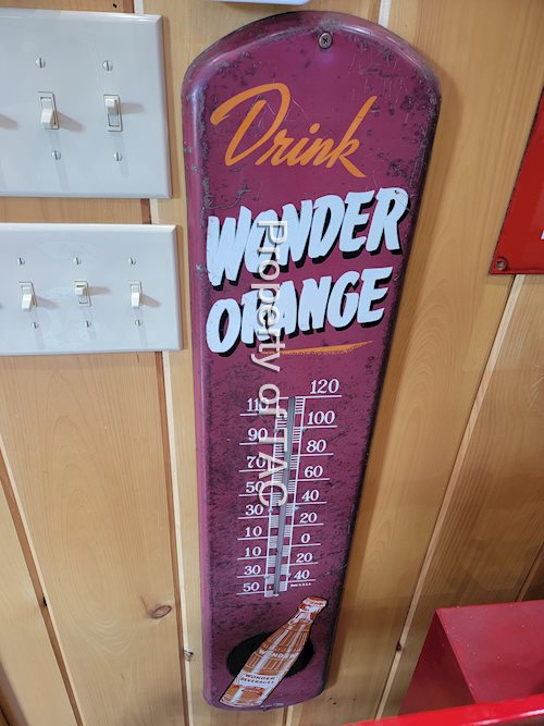 Drink Wonder Orange w/Bottle Metal Thermometer