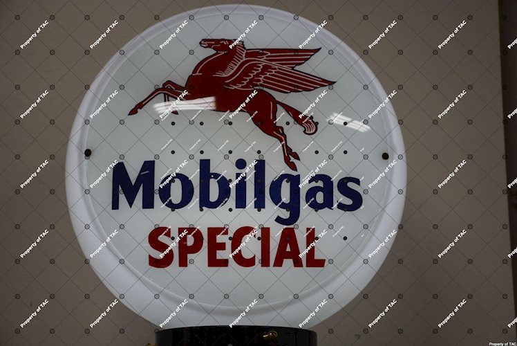 Mobilgas Special w/Pegasus 13.5 Globe Lens"