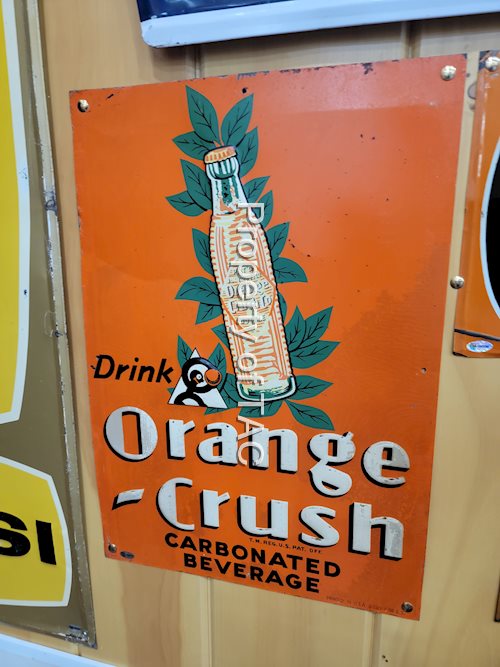Drink Orange-Crush w/Bottle & Crushy Metal Sign