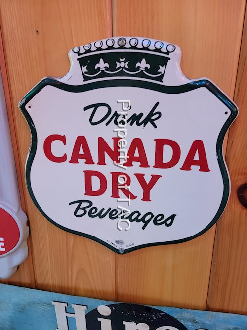 Drink Canada Dry Beverages Metal Sign