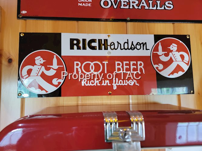 Richardson Root Beer w/Logo Metal Tacker Sign