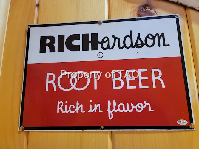 Richardson Root Beer w/Logo Metal Tacker Sign