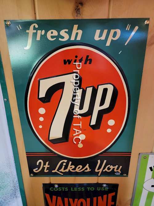 "fresh up" with 7up Metal Sign